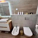 דירה Flh View Elegance - Balcony, Free Parking, Bathtub & Ac Near Coresi Mall