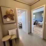דירה Flh View Elegance - Balcony, Free Parking, Bathtub & Ac Near Coresi Mall