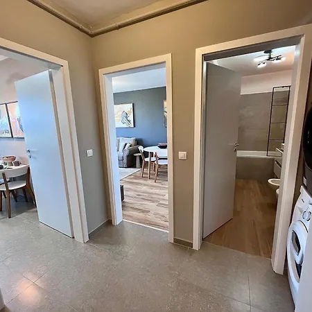 Flh View Elegance - Balcony, Free Parking, Bathtub & Ac Near Coresi Mall