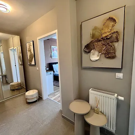 Flh View Elegance - Balcony, Free Parking, Bathtub & Ac Near Coresi Mall * Braşov