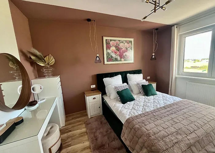 Flh View Elegance - Balcony, Free Parking, Bathtub & Ac Near Coresi Mall *