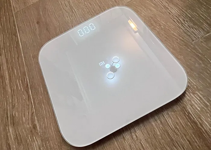 Flh View Elegance - Balcony, Free Parking, Bathtub & Ac Near Coresi Mall *